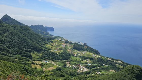 鬱陵島の雄大な自然風景