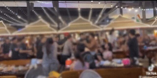 タイの飲食店で激しい乱闘を繰り広げたのは韓国人観光客だった…店内は修羅場に タイの飲食店で激しい乱闘を繰り広げたのは韓国人観光客だった…店内は修羅場に