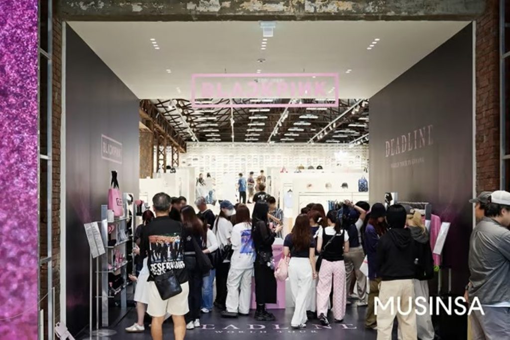 韓流BLACKPINK×ムシンサ“体験型グッズ”…K-POPファン11万人が殺到