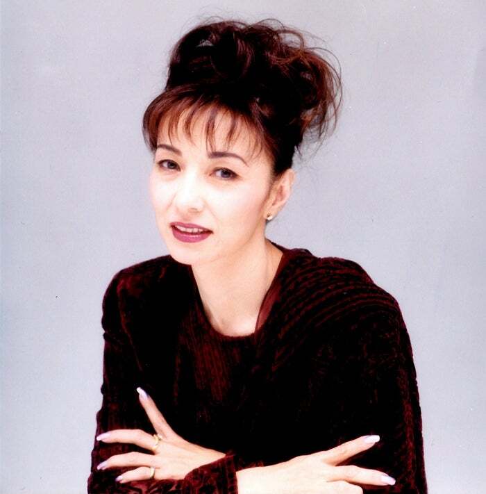 逝去した女優中山麻理さんのポートレート