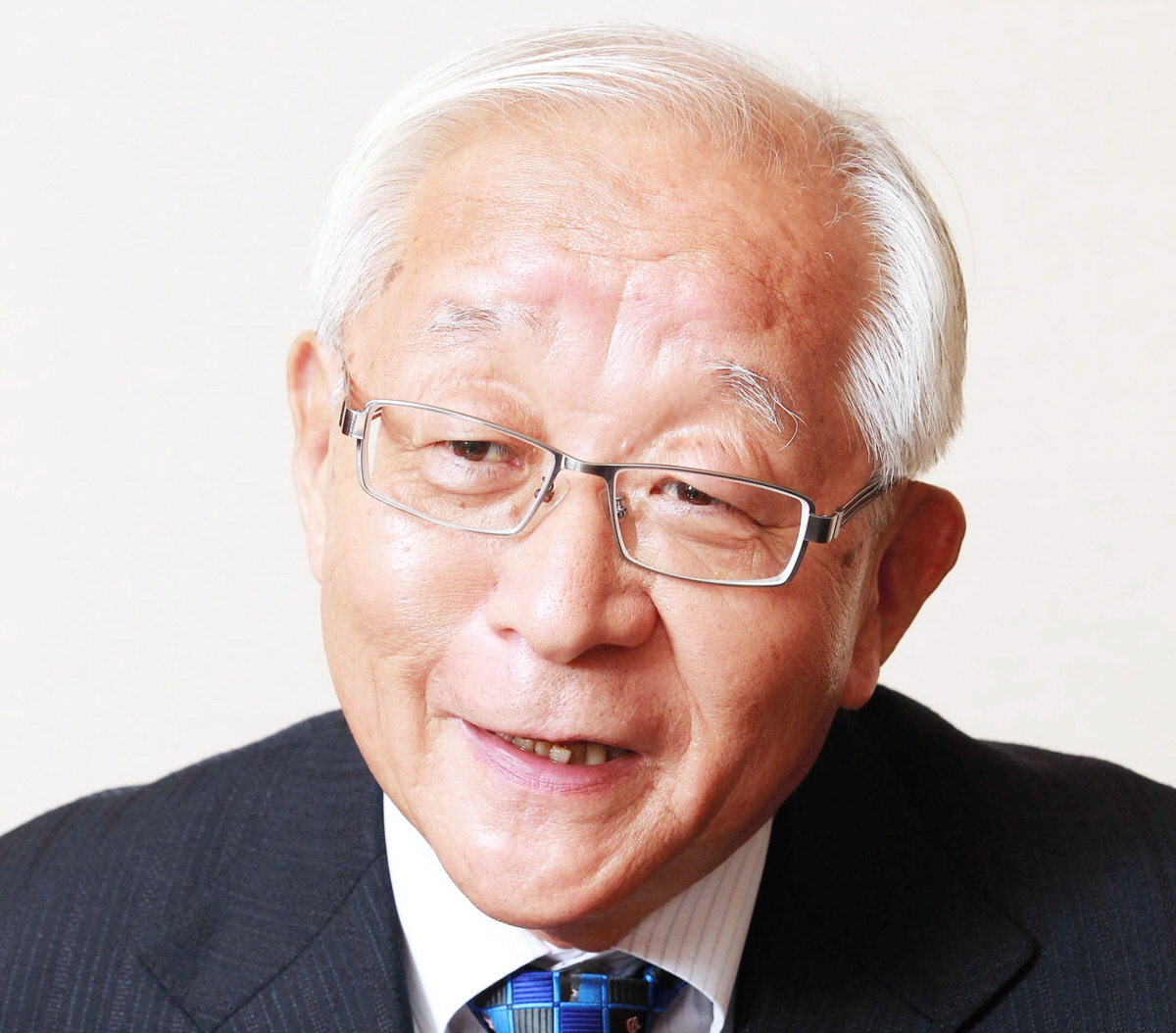 テレビ朝日「モーニングショー」に出演し、自民党総裁選の行方を解説する政治評論家・田崎史郎氏