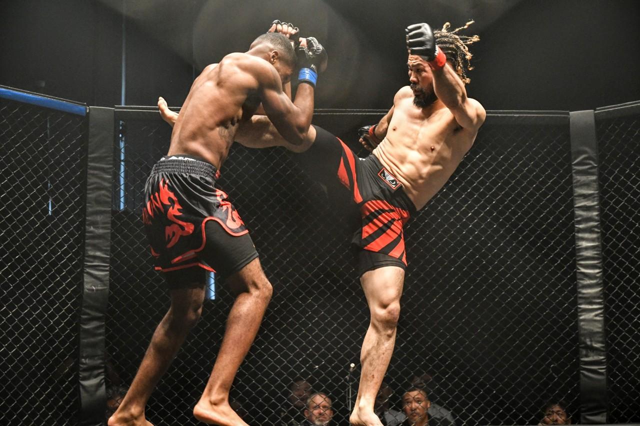 佐山サトル　プロフェッショナル・シューティング　激闘四番勝負　ザ・シューティング 佐山サトル プロフェッショナル・シューティング 激闘四番勝負