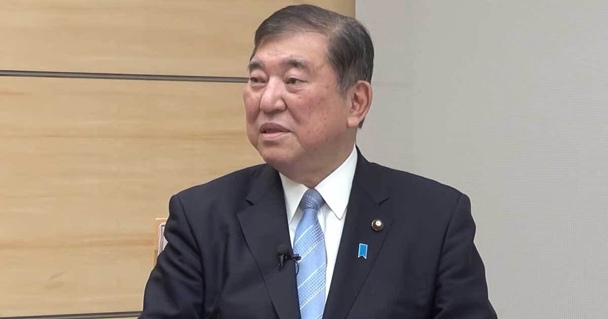 参議院選挙での大敗を受け、続投の意向を表明する石破茂首相