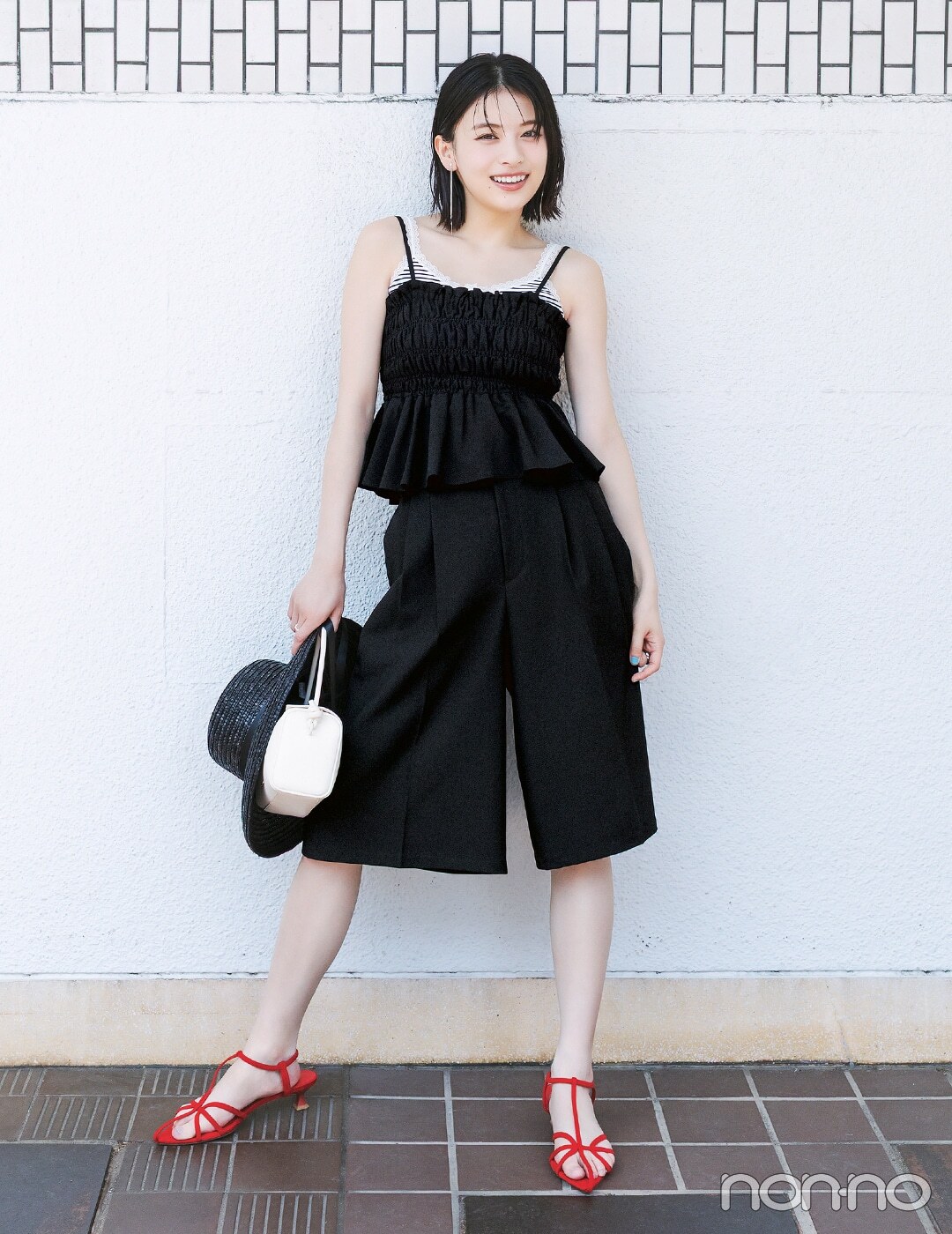 出口夏希 セット 出口夏希】さらっと着るだけでたちまちしゃれるひざ丈パンツ