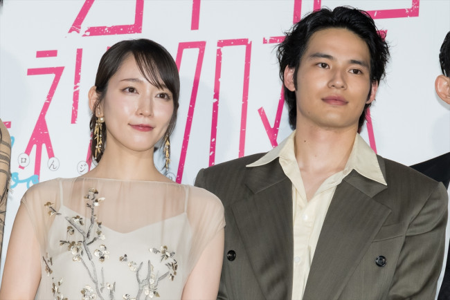 映画「九龍ジェネリックロマンス」ジャパンプレミアに登壇した水上恒司、吉岡里帆、竜星涼ら主要キャスト