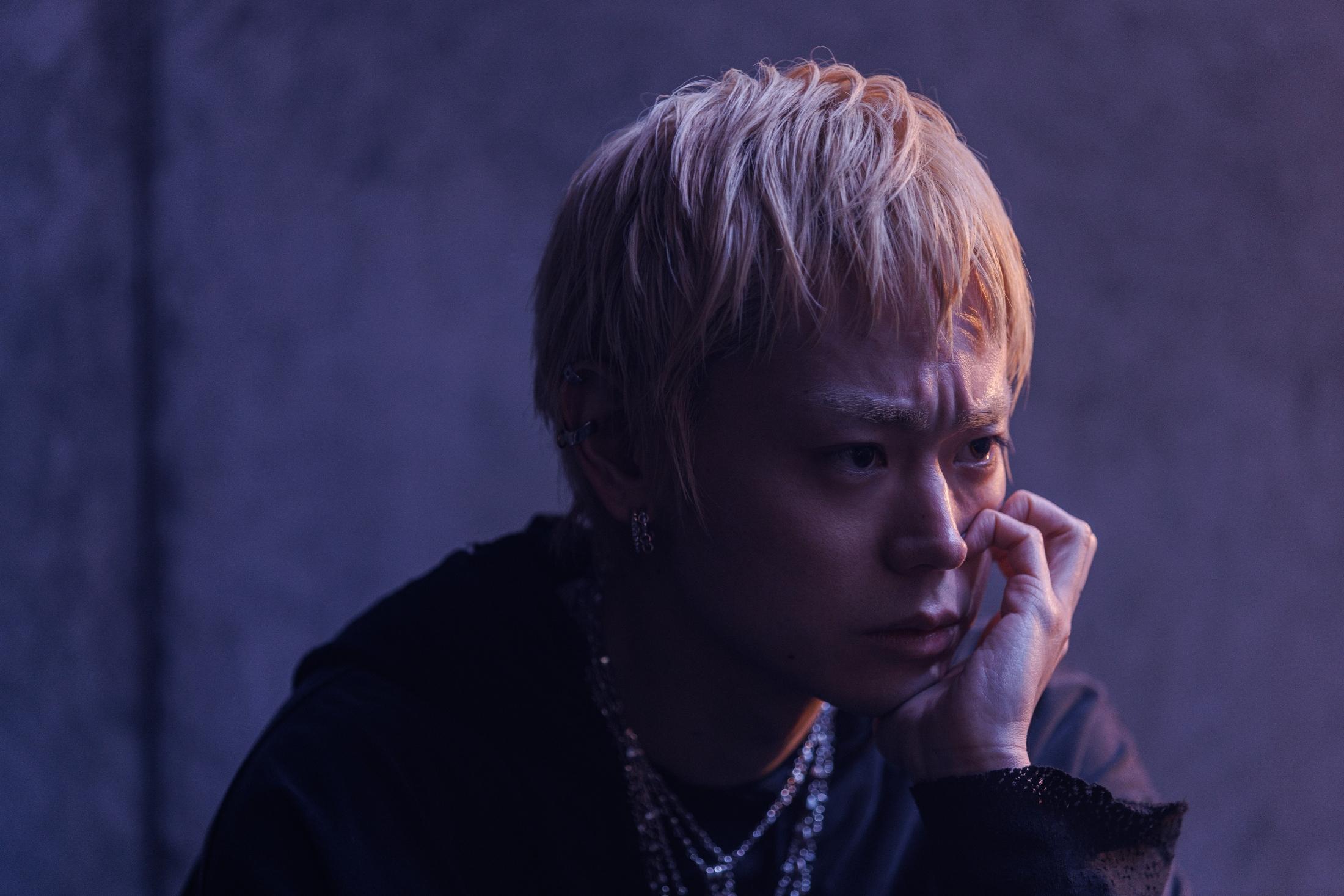 菅田将暉 菅田将暉 x レイニ - OVER CHROME「Turbulence」 | グラスハート