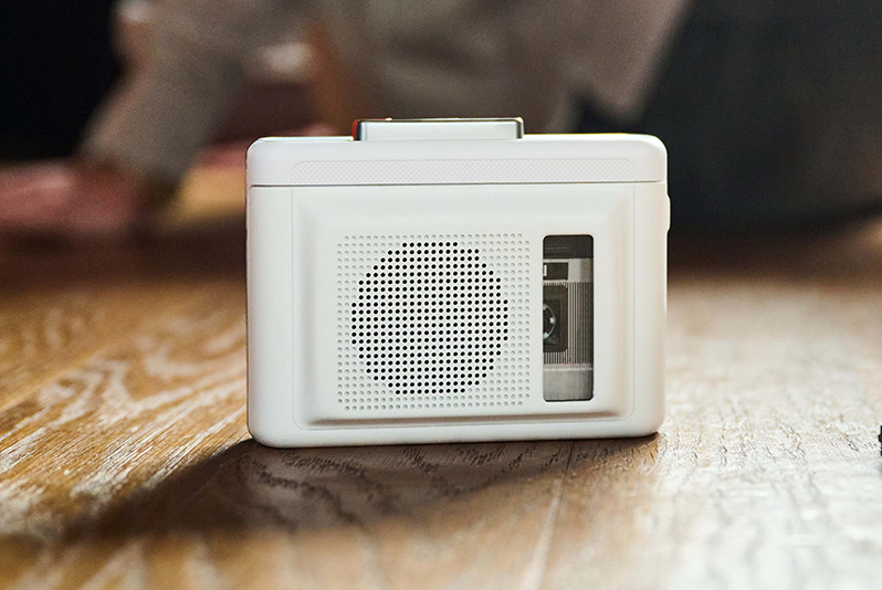マクセル、スピーカー内蔵ポータブルカセットプレーヤー「MXCP
