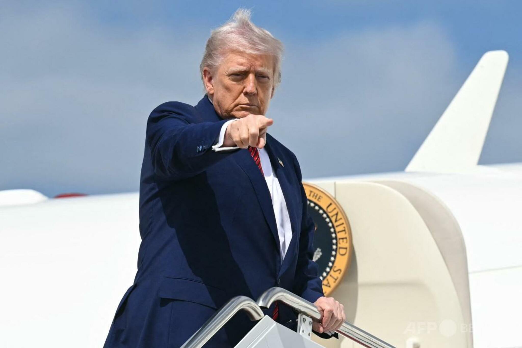 ドナルド・トランプ前米大統領の肖像写真。米国の政治とエンターテインメントの論争の中心人物。