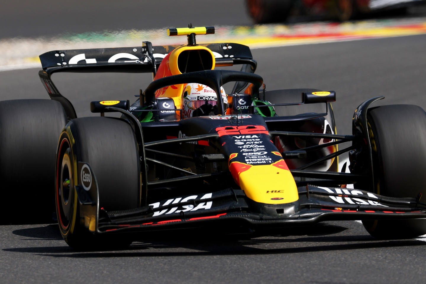 角田裕毅は18番手でスプリント予選へ。セクター1で一時全体