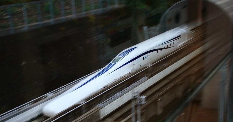 超伝導技術の可能性を示すイメージ画像