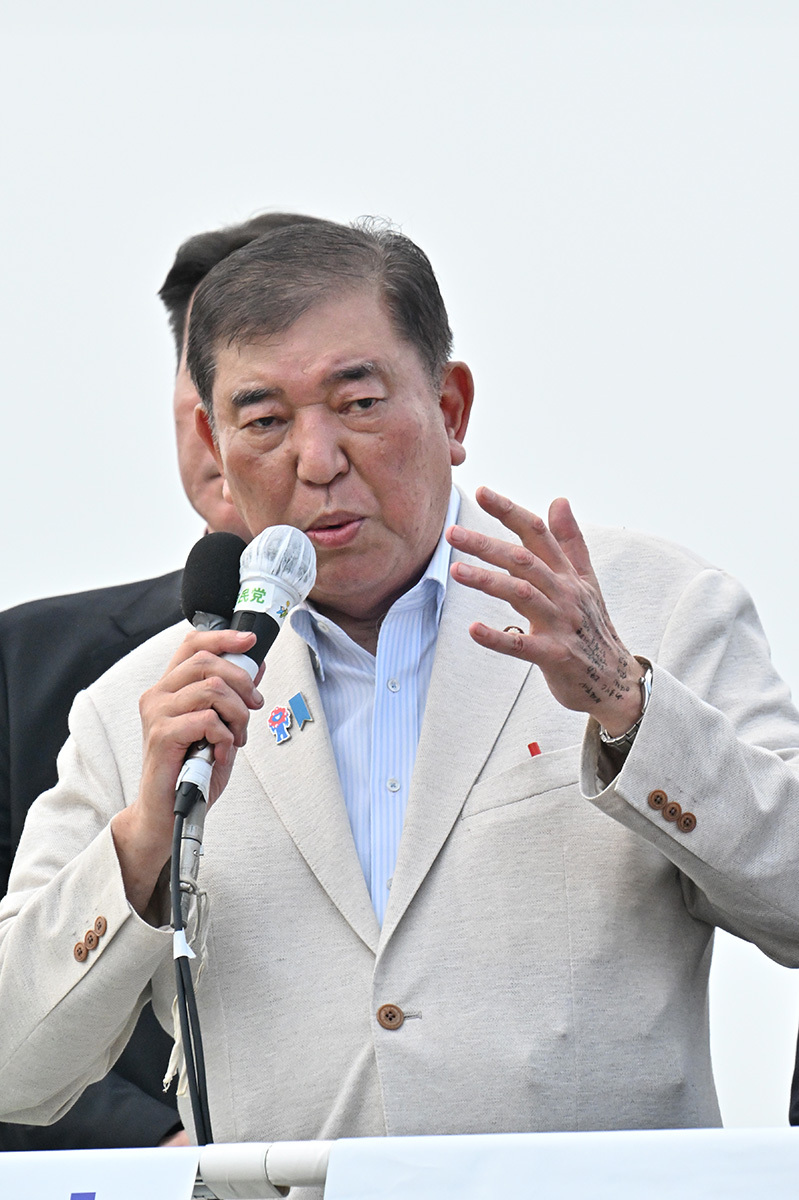 参院選での敗北後、厳しい表情を見せる石破茂首相。自公与党の連敗は政権の今後を不透明にしている。
