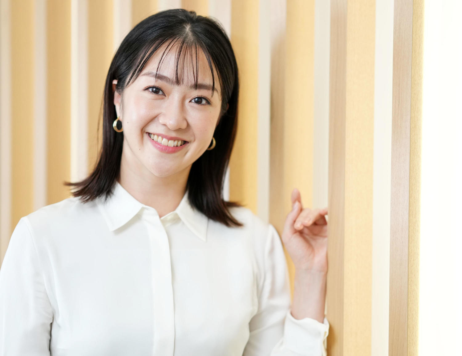 NHKのニュース番組でキャスターを務める副島萌生アナウンサーの真剣な表情