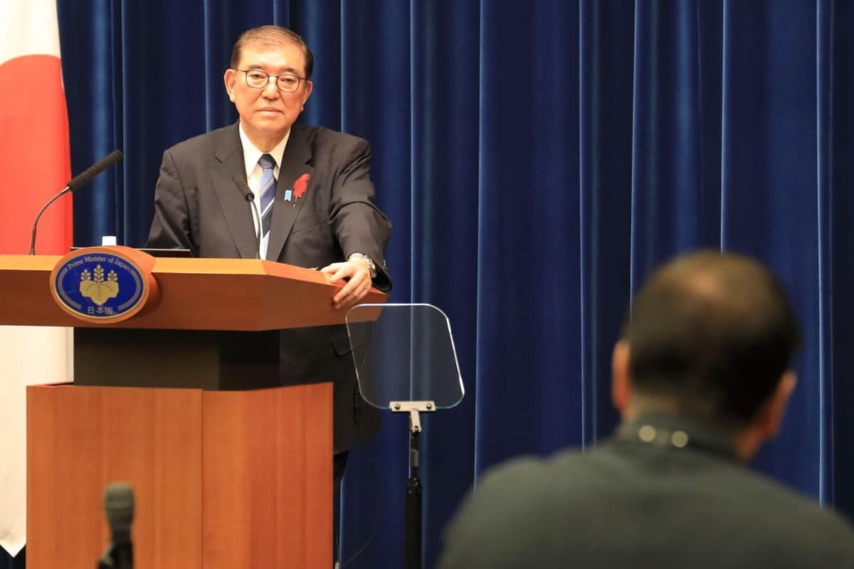 石破茂首相の国会での姿。参院選大敗後に退陣要求が噴出する状況を示す。