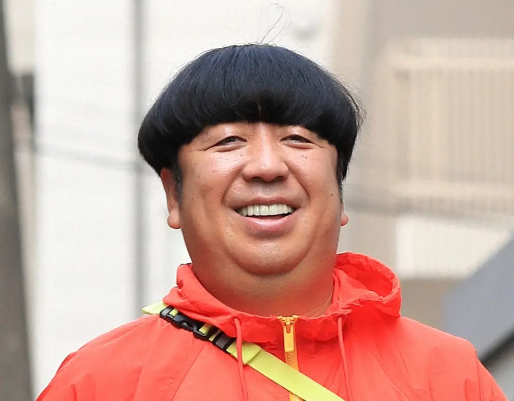 テレビ番組出演中のバナナマン日村勇紀。こよなく愛する「味仙」について語る