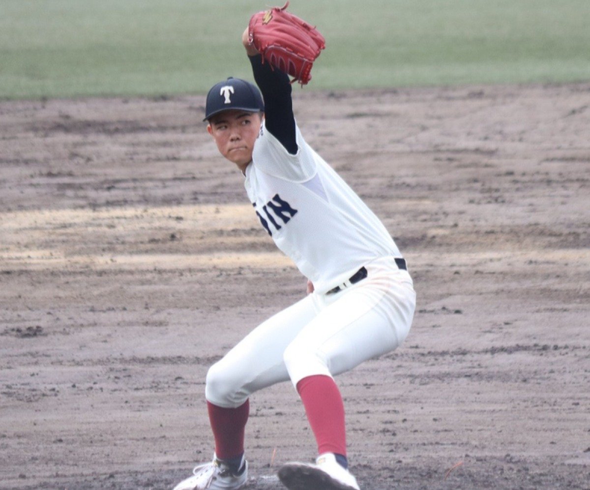 大阪桐蔭が2点ビハインドで後半へプロ注目右腕は3回降板