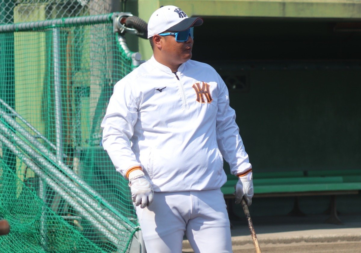 東大阪大柏原高校硬式野球部、フリース 野球 - 東大阪大柏原を夏の甲子園に導き、大粒の涙 近畿大学硬式