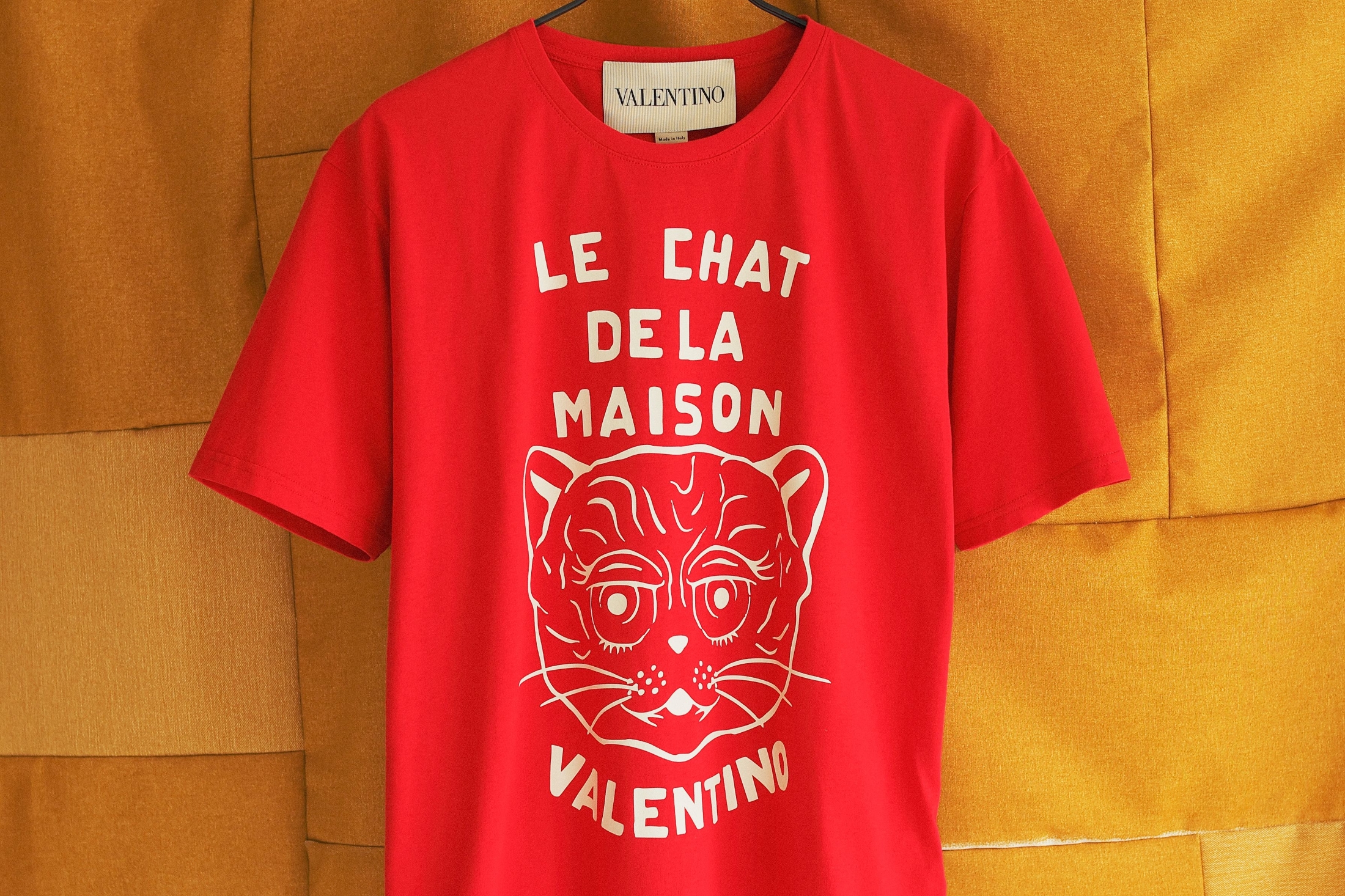 VALENTINO Tシャツ 今日特価】VALENTINO 25SS T シャツ-3 - メルカリ