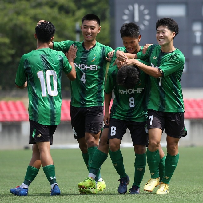 高校サッカー浜松開誠館 黒マスク 全国高校総体サッカー3回戦】浜松開誠館、0−2で山梨学院に屈し