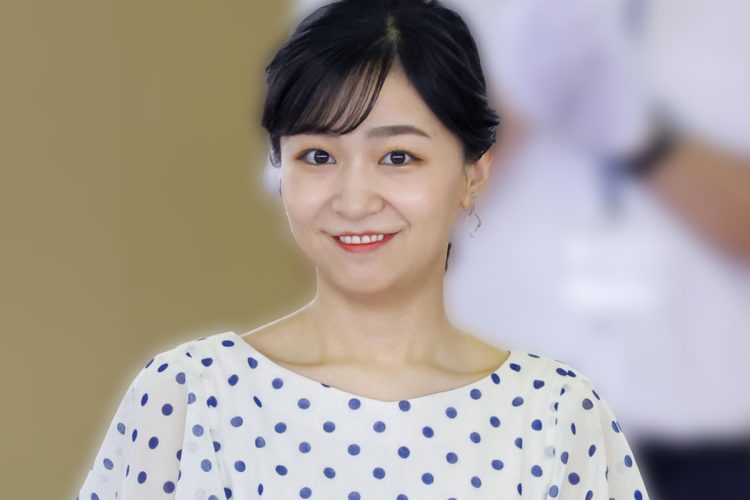 2025年7月、静岡県御殿場市での全日本高等学校馬術競技大会にて、水玉ワンピースを着用される佳子さま。何度も着用されている愛用の一着です。