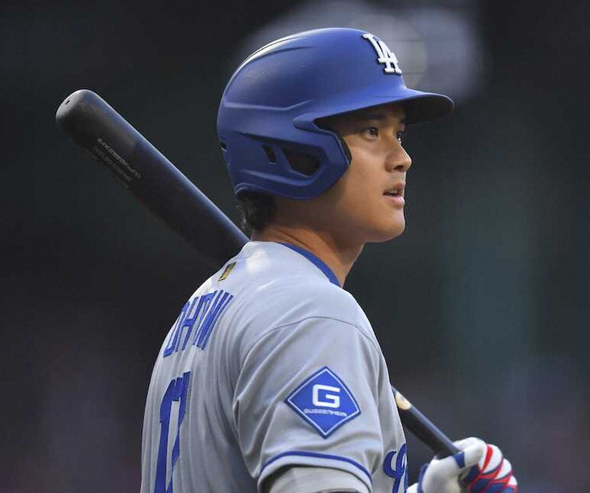ファウルボールで相手ベンチを気遣うドジャース・大谷翔平選手