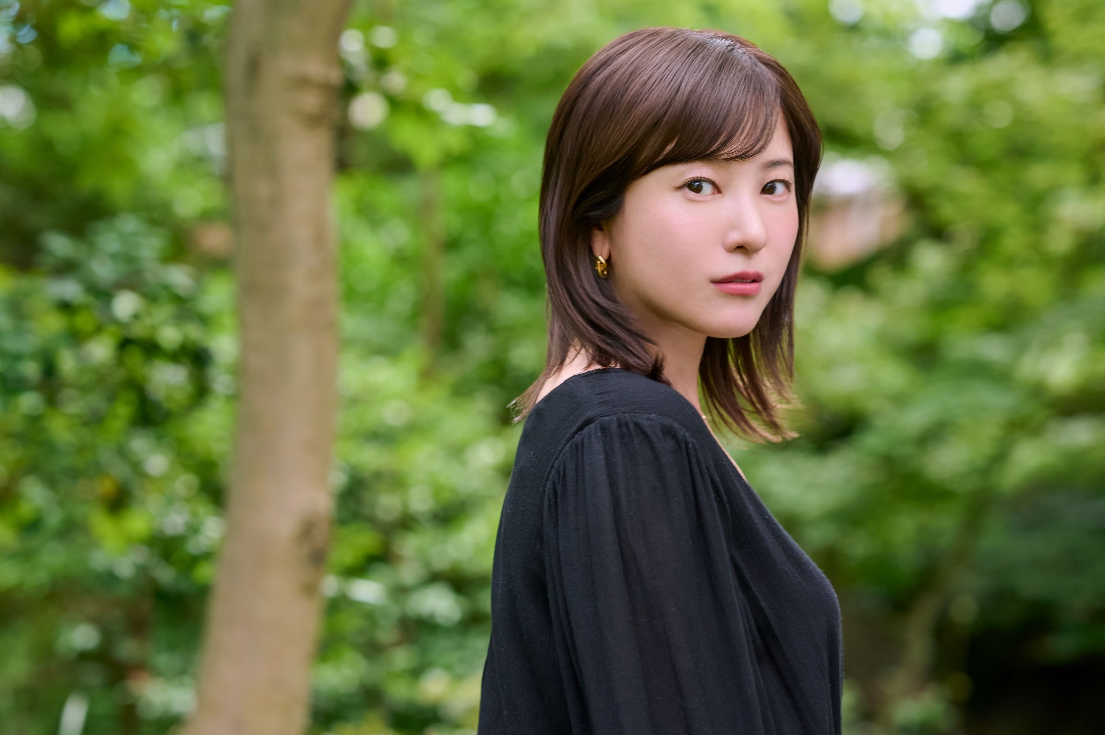 吉高由里子「たくさん悩みながら、読み返していました」書籍