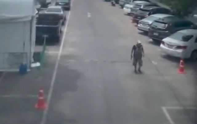 市場で男が銃を乱射、4人死亡　タイ・バンコク