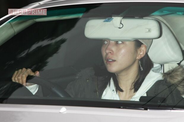 広末涼子、事故実況見分で約3ヶ月ぶり公の場に「美しすぎる」と反響、交通規制も物議