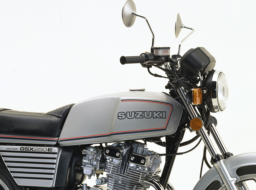 クソガキ サイドクロスgsx250e.t.l .ザリ.ゴキ.エキパイだけ ゴキ」だの「ザリ」だのヒドすぎる… 不名誉なあだ名の方が“通り