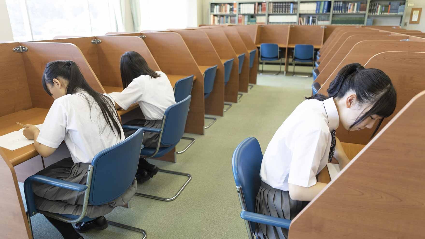 東大に独学で合格し、勉強習慣化の極意を語るOverfocus代表の神田直樹氏