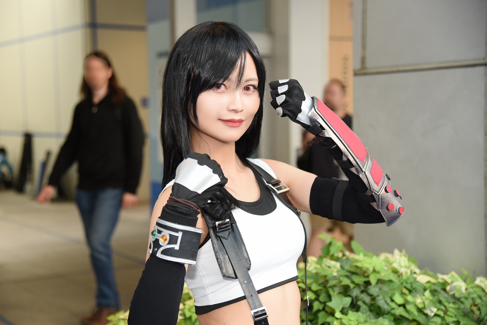 ファイナルファンタジーVII リメイクのティファ・ロックハートに扮したコスプレイヤー沢尻のみこさん。その完成度の高さに注目。