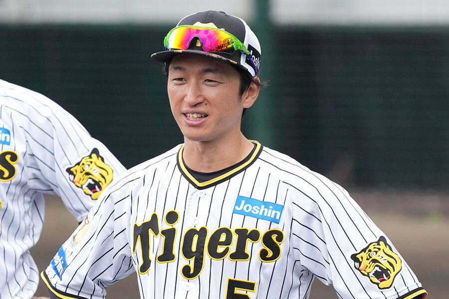 見慣れぬ”阪神ユニにどよめき「昔の巨人みたい」 広がる興奮と