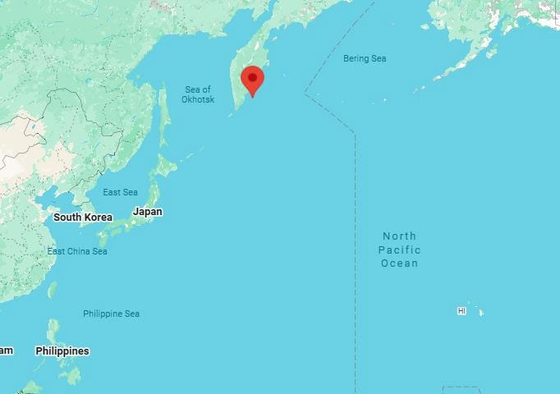 カムチャツカ半島付近の地図と地震発生地点