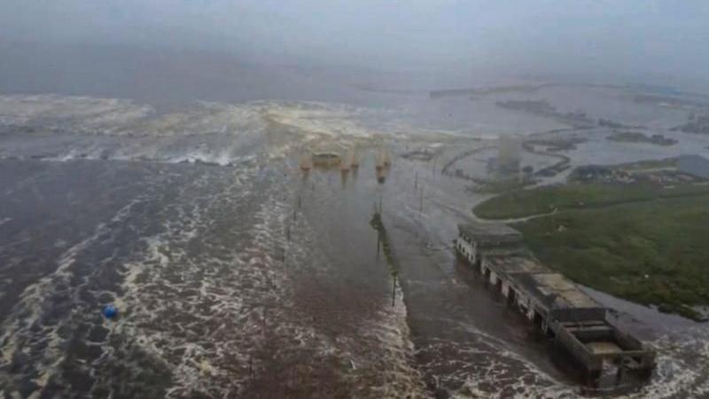 セヴェロクリリスクの津波被害。千島列島にある水没した漁業施設