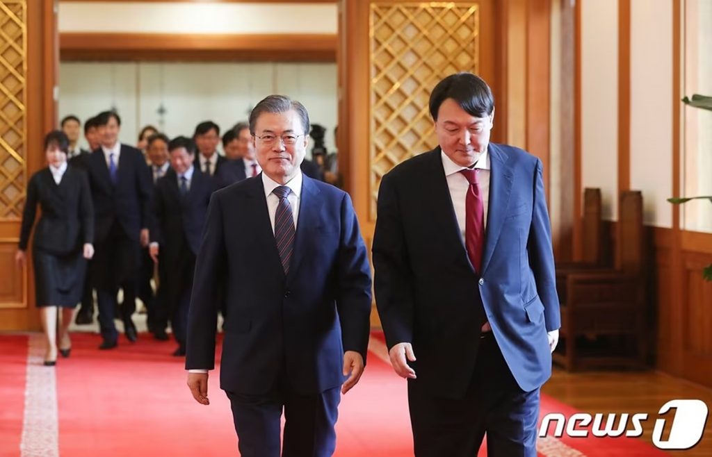 「運命の皮肉」文在寅大統領の「後悔」が招いた国家の混乱と人事の重み