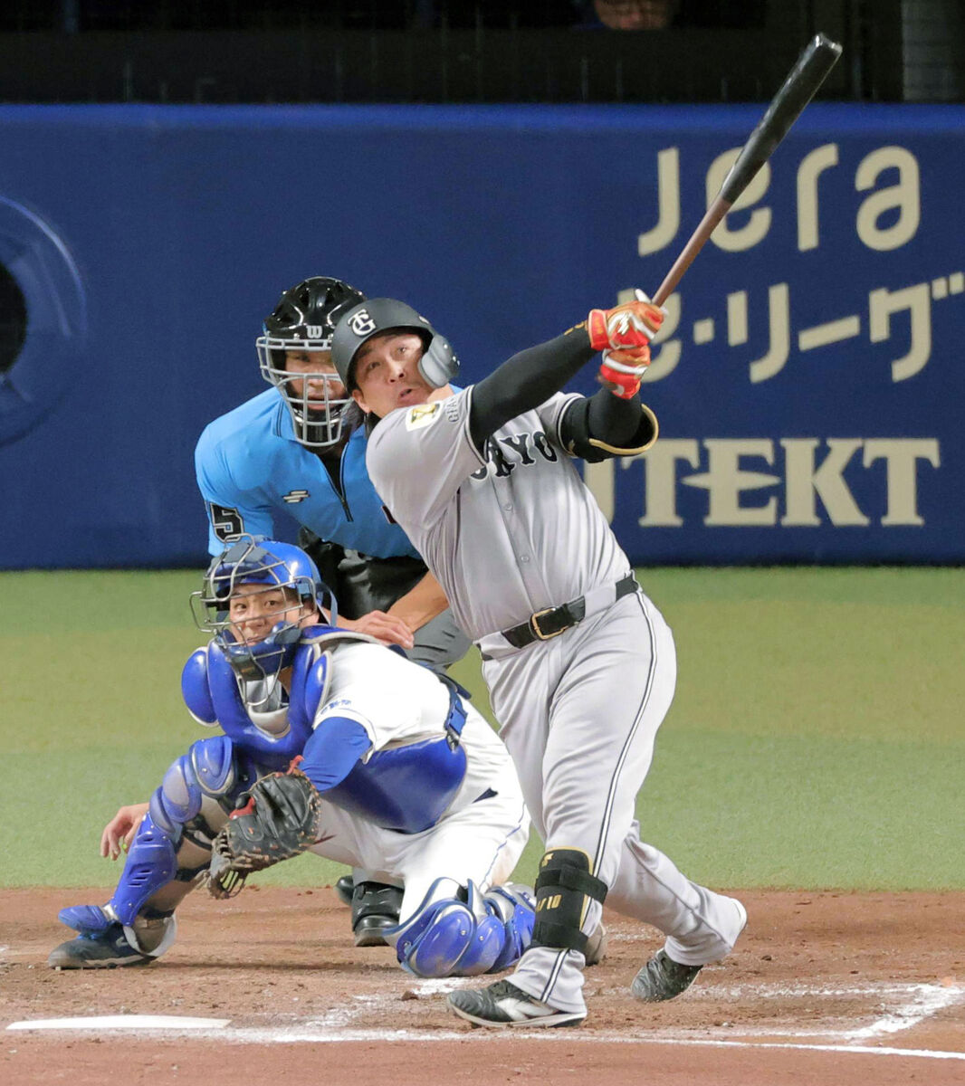 巨人】甲斐拓也が値千金の4号3ランで勝ち越しに成功！主導権を