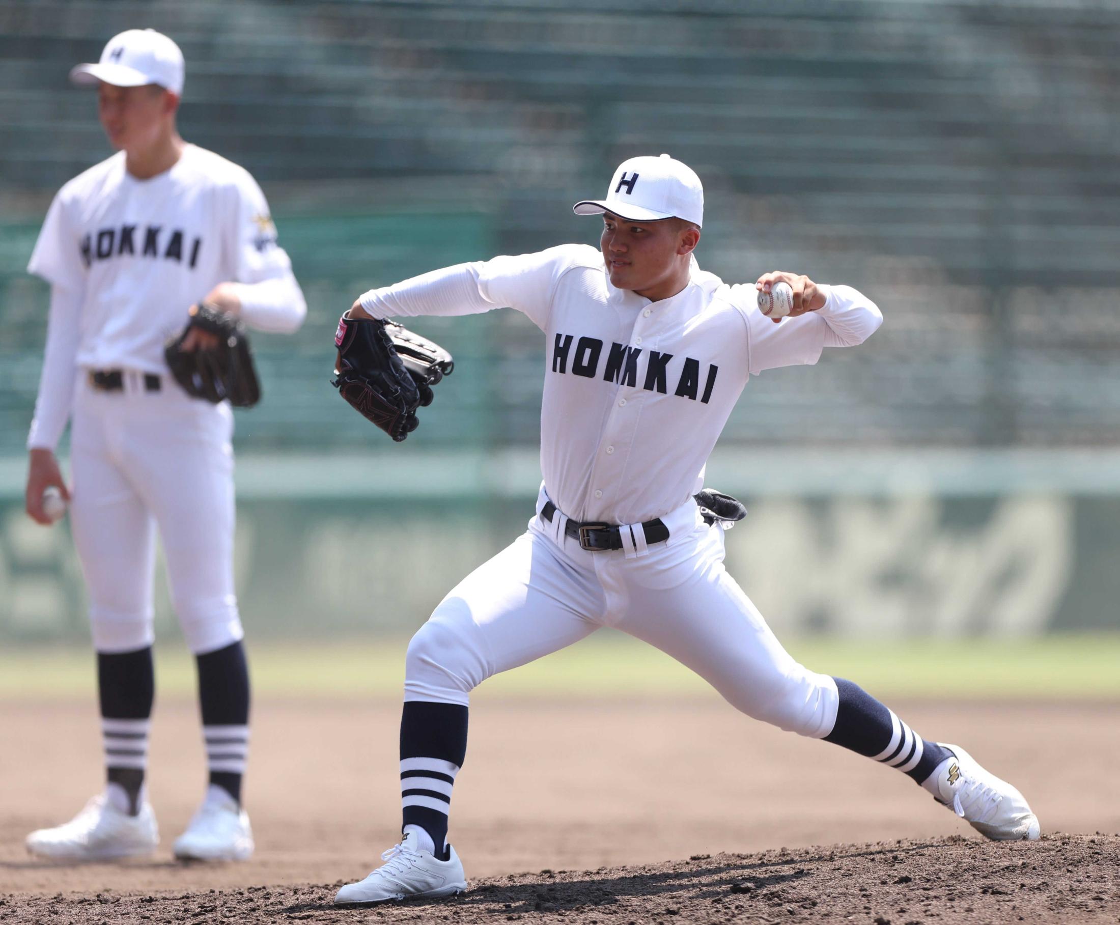 北海 新ユニで“白”星だ 南北海道大会までは黒系統 平川監督「一