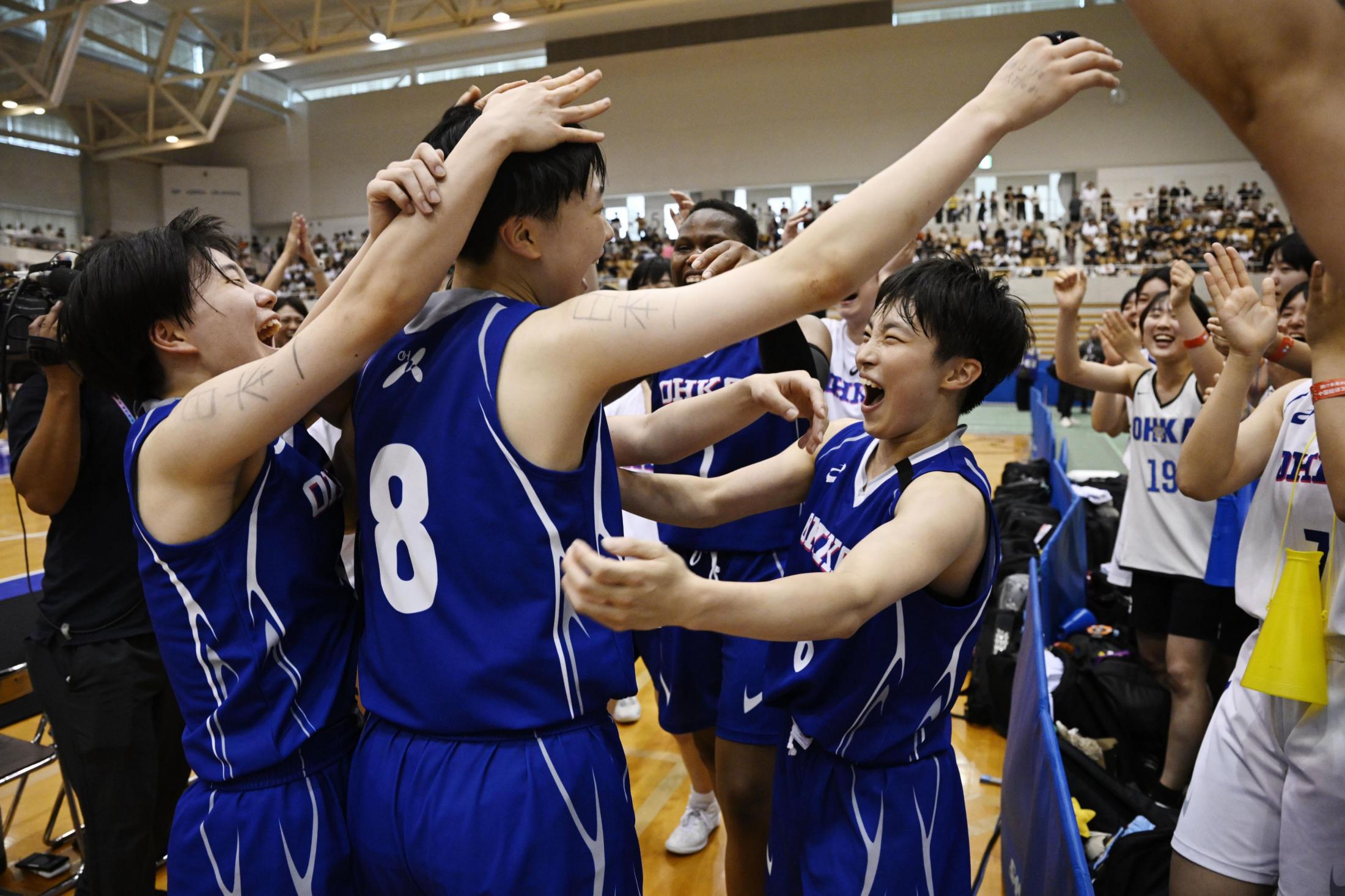 桜花学園高校 バスケ部 　Tシャツ選手 手支給品　値下げ交渉可能！！！ 高校バスケ注目選手2023】深津唯生（桜花学園）「次代のエースが