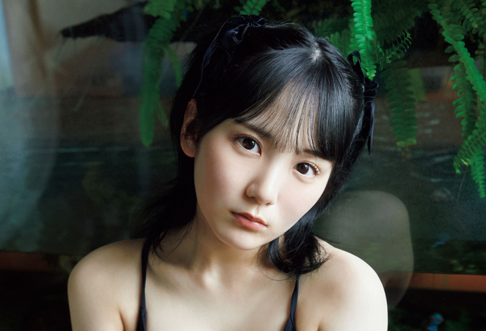 AKB48 田口愛佳 16期 生写真 AKB48田口愛佳、21歳となった美ボディを解禁 初ランジェリーにも