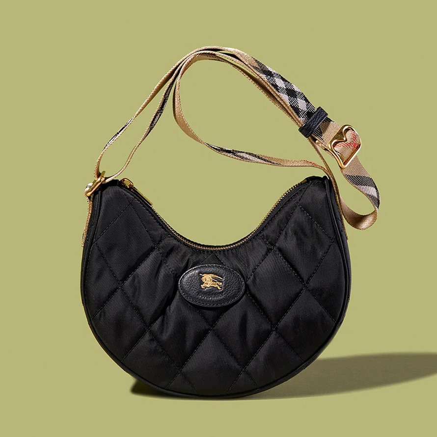 バーバリー ブラック コンパクトショルダーバッグ 日常使いに最適 バーバリー(Burberry) コンパクト チェーンショルダーバッグ