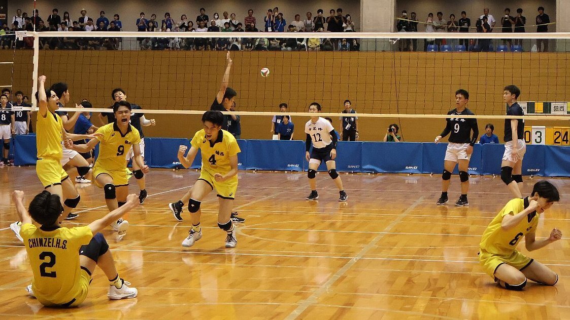 (鎮西高校)バレーボール インターハイ優勝記念たて 一ノ瀬漣＆岩下将大（鎮西高）のダブルエースや最高到達点346