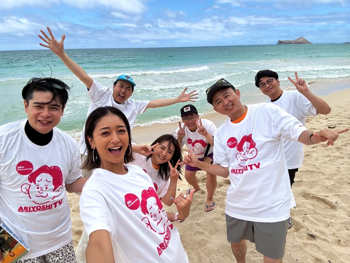 有吉弘行・芸能生活30周年の節目にハワイの夏休みを満喫＜有吉の