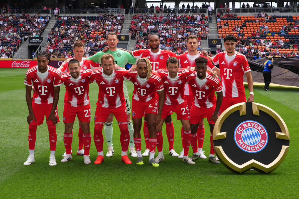 ドイツ王者のバイエルンがCL専用のユニフォームを発表！サッカー