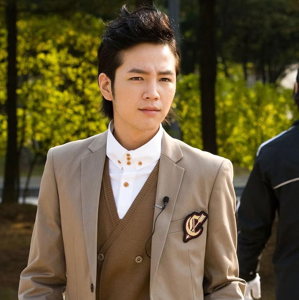 チャン・グンソク、38歳の誕生日に「波乱万丈の半生」を振り返る