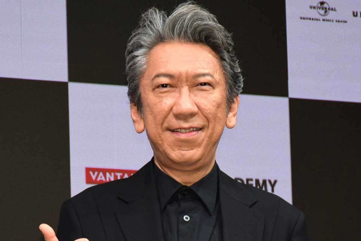 布袋寅泰 傘 布袋寅泰 ツアーグッズ 布袋柄 傘 - メルカリ