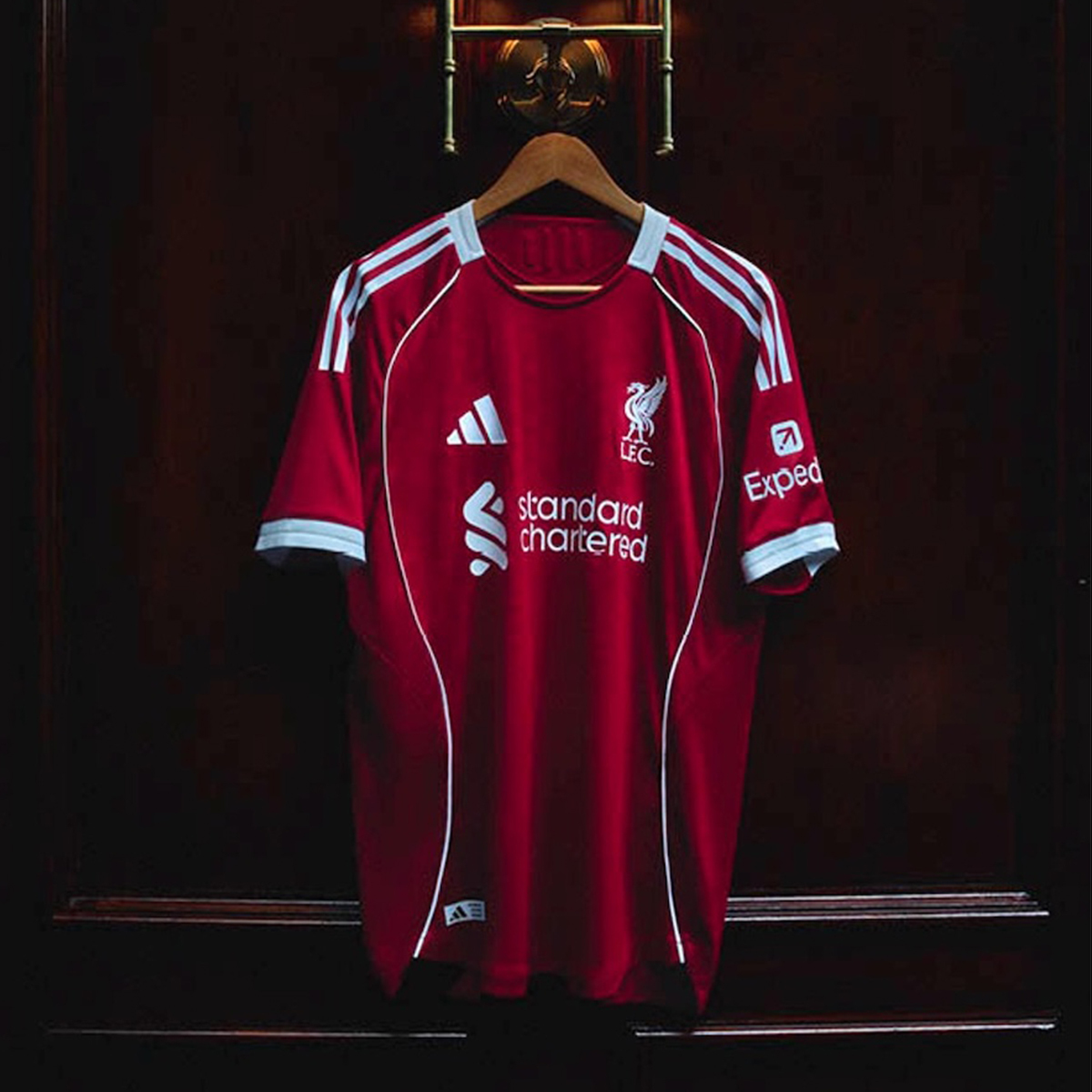 アディダス製　プレミアリーグ　リバプールFC　トラックジャケット　万国旗 古着 00年代 アディダス adidas プレミアリーグ リバプールFC