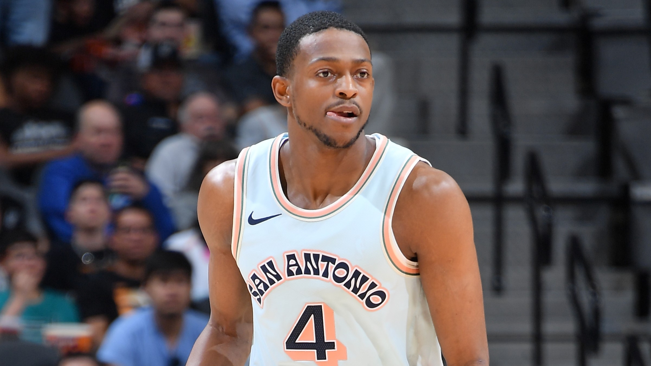 NBA】サンアントニオ・スパーズがディアロン・フォックスとの