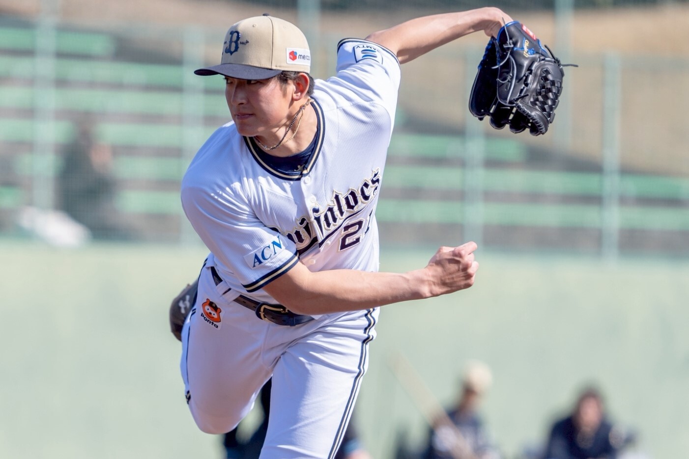 オリックス 山﨑 颯一郎 63 山崎 颯一郎 選手名鑑2022 | オリックス・バファローズ