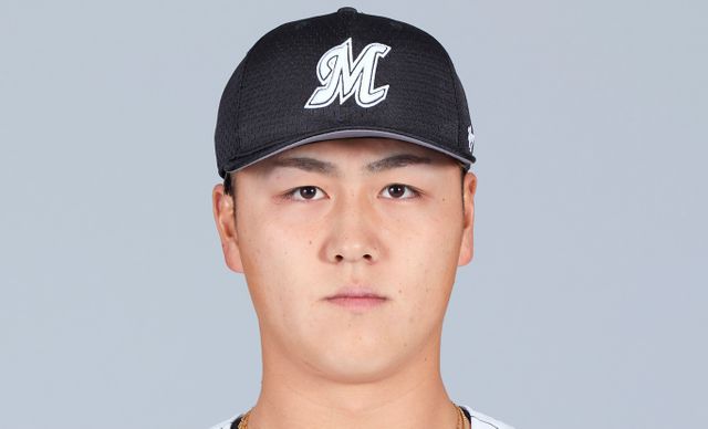 千葉ロッテマリーンズ山口航輝選手実使用帽子 千葉ロッテマリーンズ山口航輝選手実使用帽子 選手名鑑 - 千葉