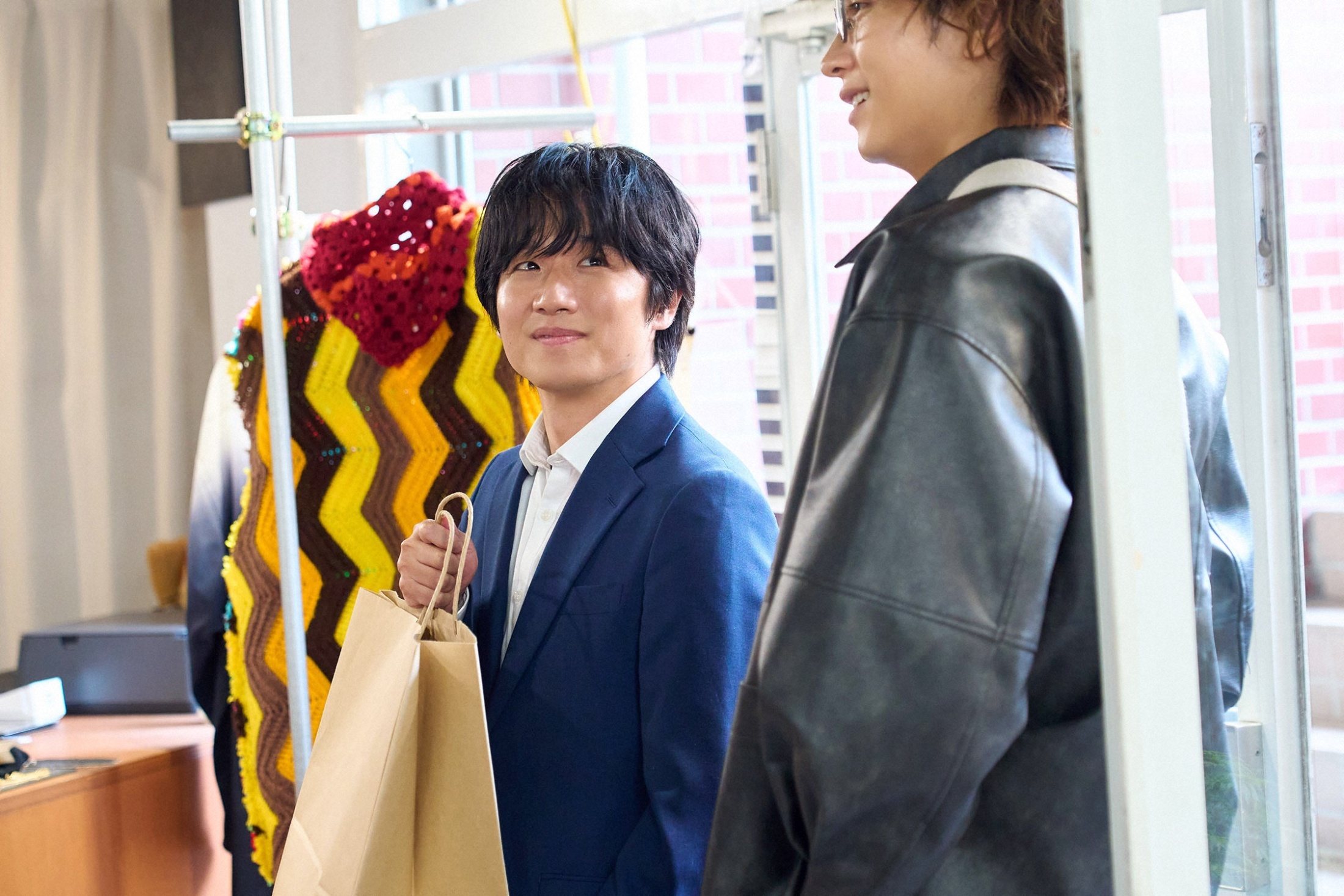 風間俊介“雀”「すごい好き」庄司浩平“慶司”が選んだ服が好みど