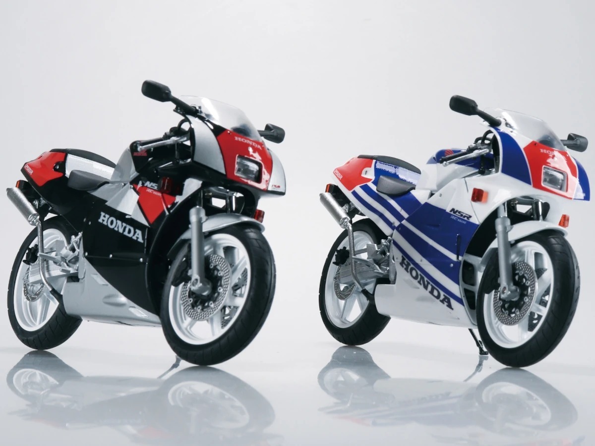 最終値下げ‼️1/12　89年ホンダNSR250R レーサーレプリカ全盛期をその手に！ アオシマより1/12「NSR250R